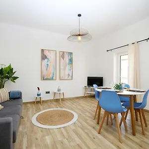 https://a42-trindade-apartment-in-8600-544.hotelaalgarve.com